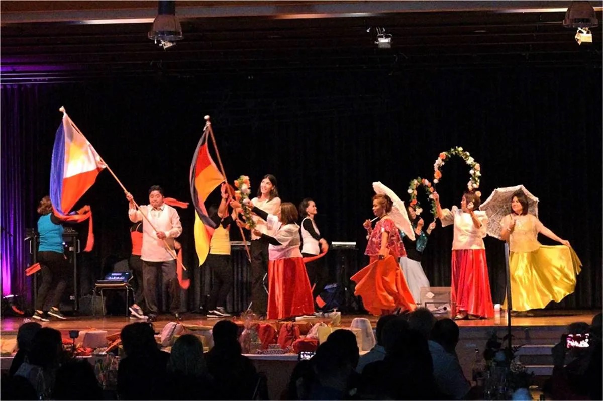 20 Jahre Helping Hands e.V. - Philippinische Benefiz-Gala